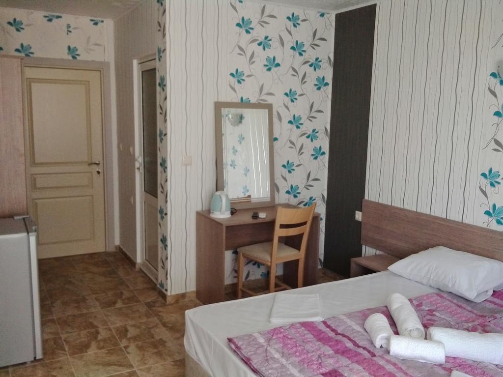 Morska Zvezda Guest House Tsjernomorets Eksteriør bilde
